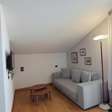 B&B Casa Ceruti Villa Guardia Luaran gambar