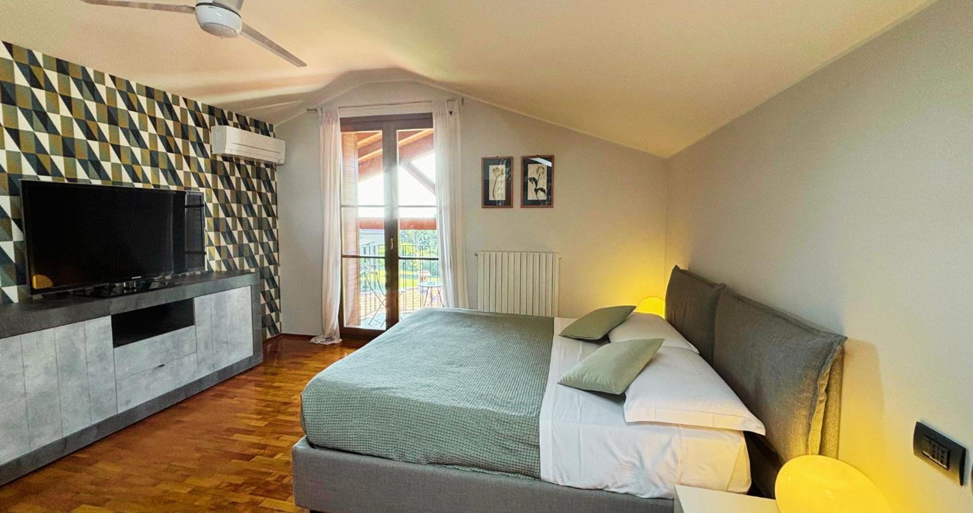 B&B Casa Ceruti Villa Guardia Luaran gambar